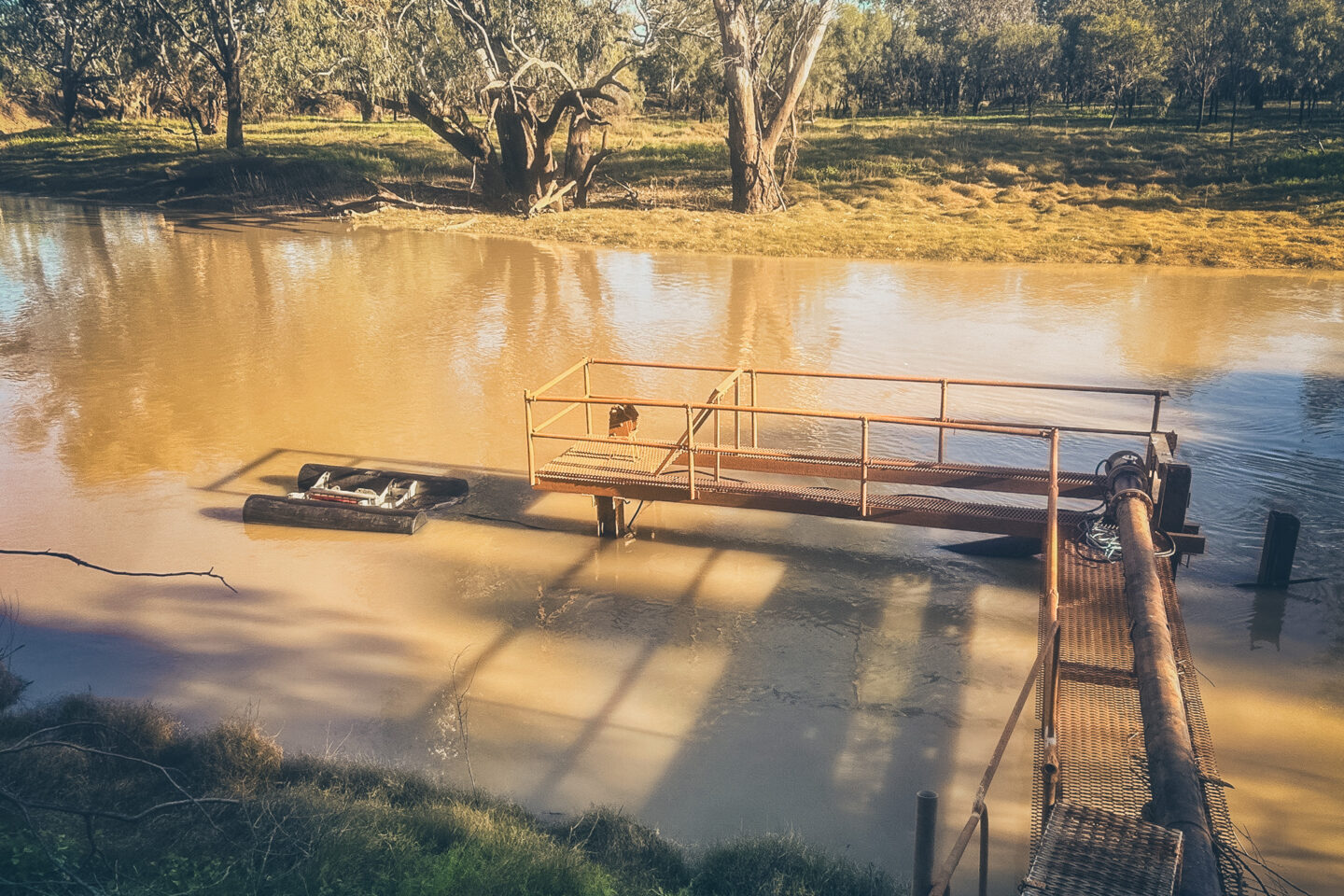 Modern screens for Walgett and Collarenebri town water